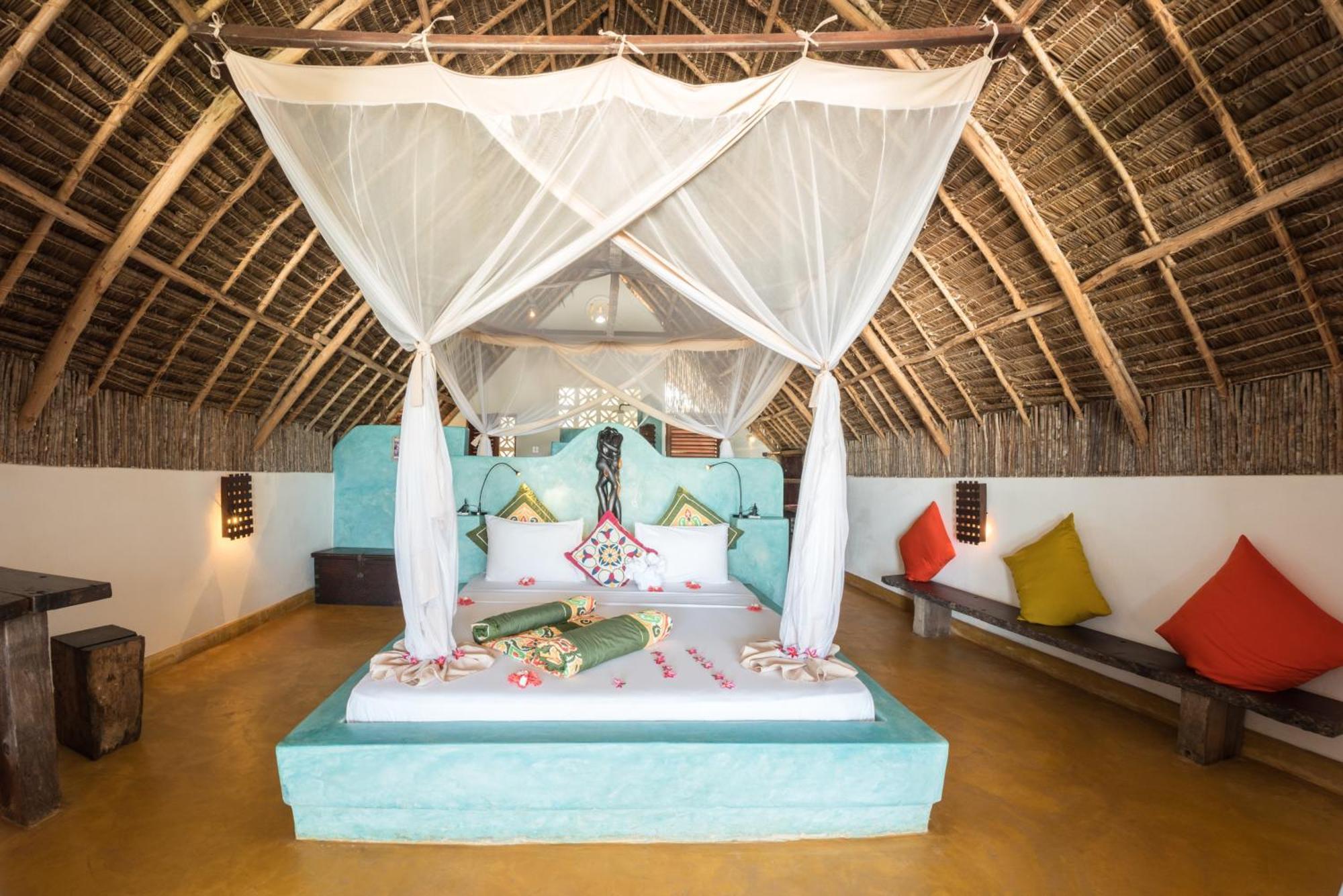 Sunshine Azure Zanzibar