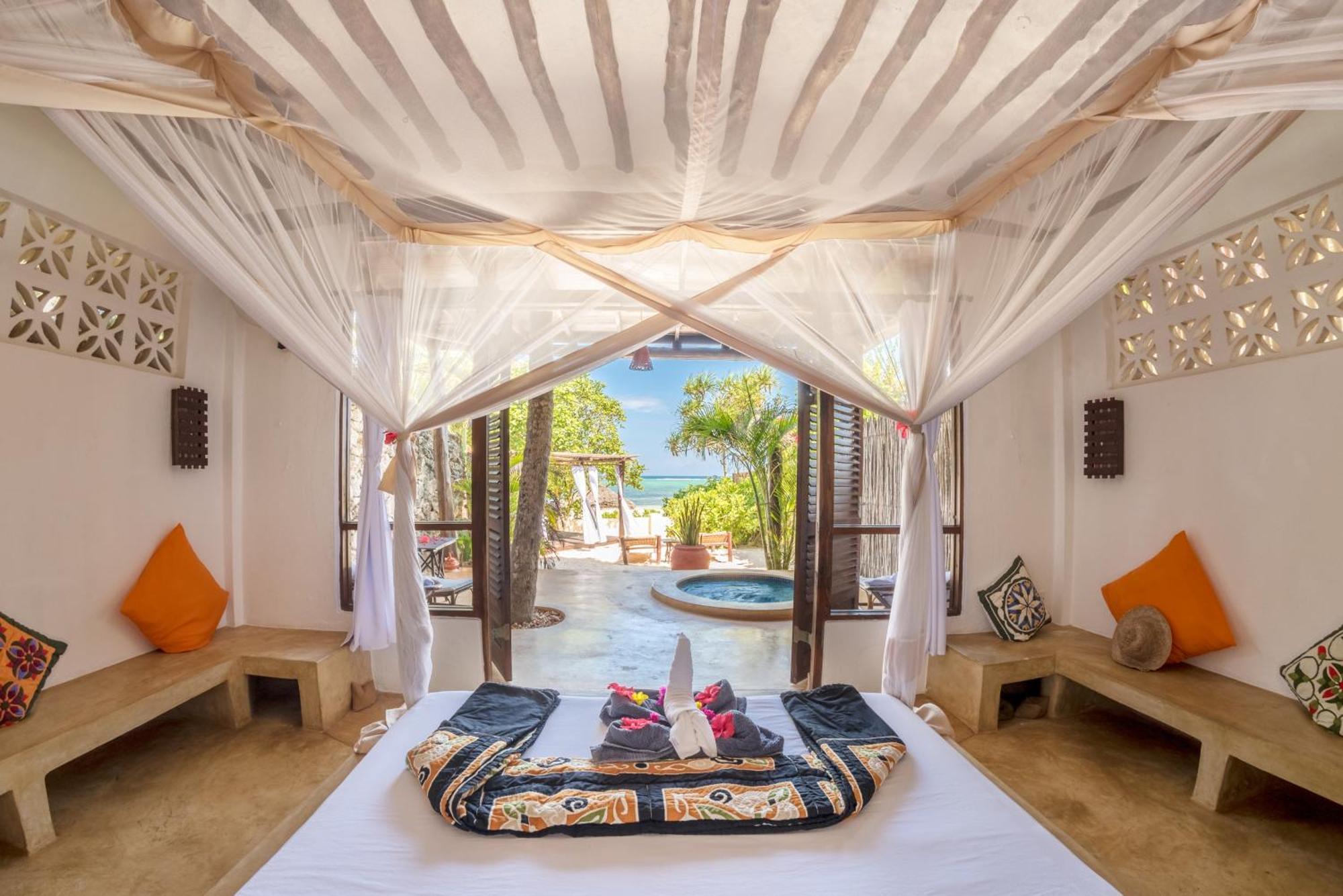 Sunshine Azure Zanzibar